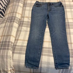 9” inch high rise JCREW SKINNY DENIM JEANS  SIZE 28